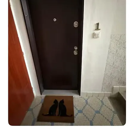 Wonderland Apartment *